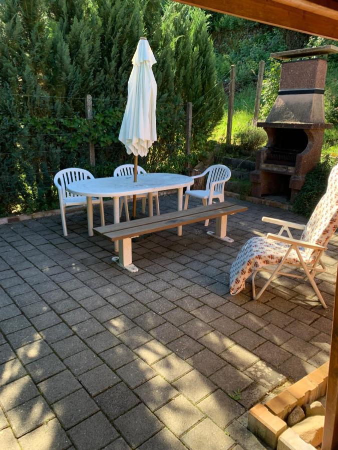 Chalet rustique, 3pièces, jusqu'à 6 personnes Urbès Esterno foto